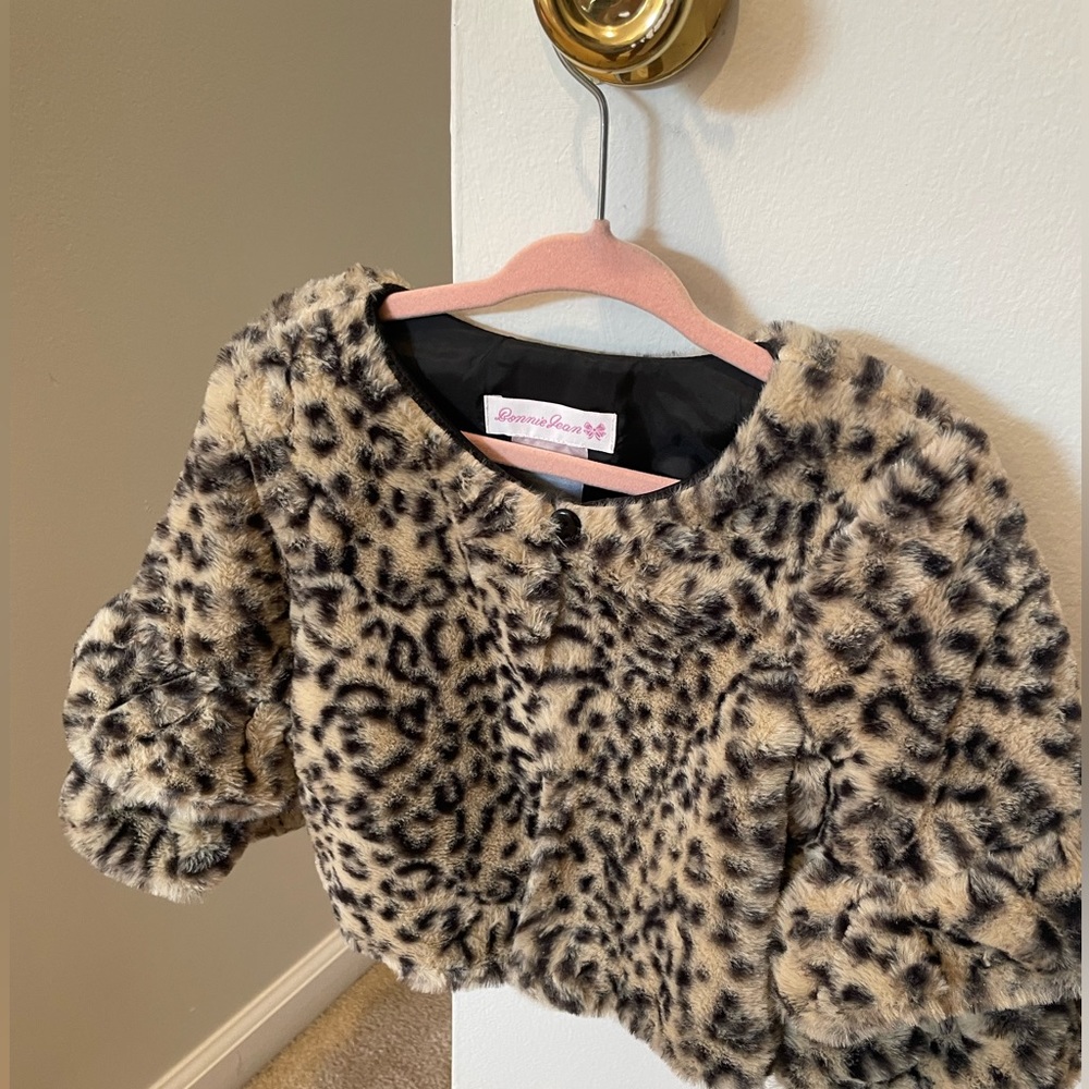 Leopard Print Coat in baby girls size 4T